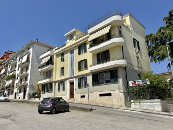 Viale Martiri d’Ungheria - Buccirossi Immobiliare