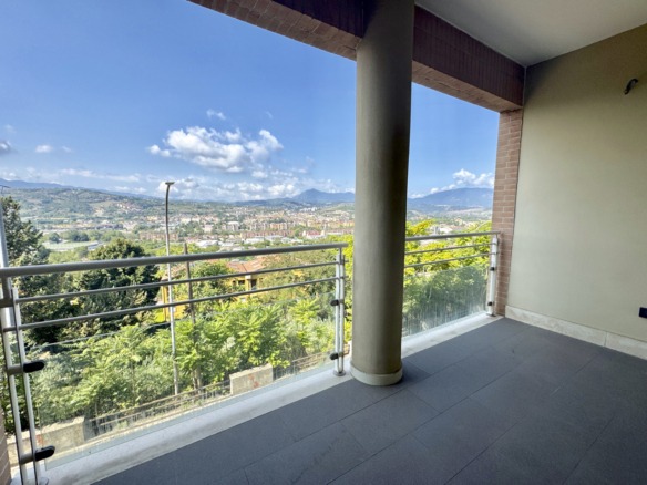 Viale degli Atlantici - Buccirossi Immobiliare