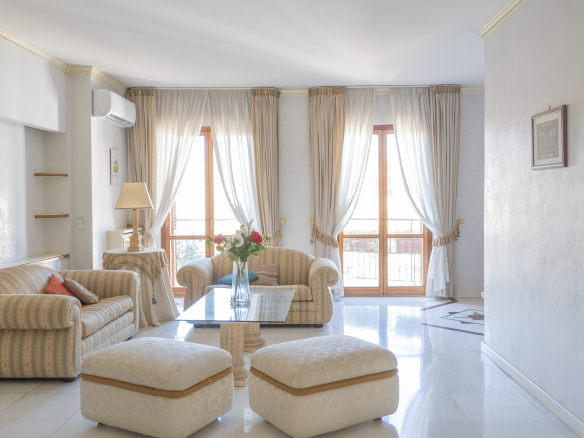 Via Raffaele Delcogliano - Buccirossi Immobiliare