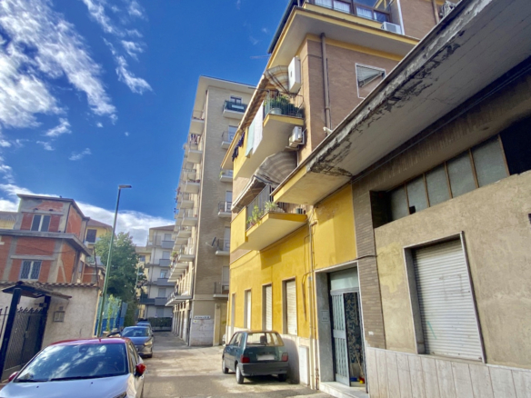 Via Giovanni della Casa - Buccirossi Immobiliare