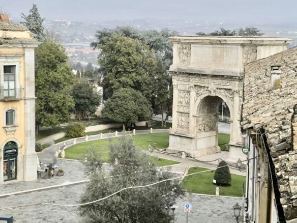 Via Giuseppe Manciotti - Buccirossi Immobiliare