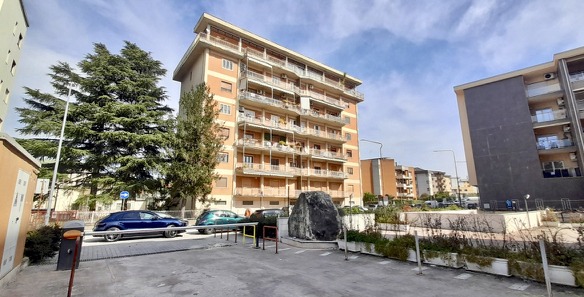 Via Enzo Marmorale - Buccirossi Immobiliare