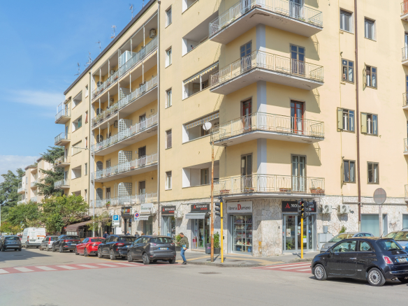 Viale Antonio Mellusi - Buccirossi Immobiliare