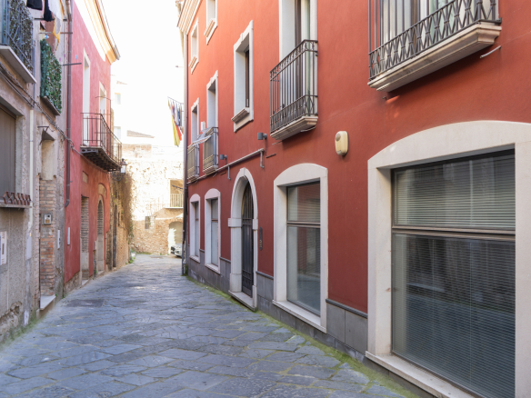 Via Manfredi di Svevia - Buccirossi Immobiliare