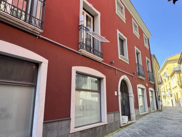 Via Manfredi di Svevia, 2/A - Buccirossi Immobiliare