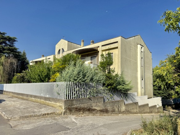 Via della Città Spettacolo, 1 - Buccirossi Immobiliare